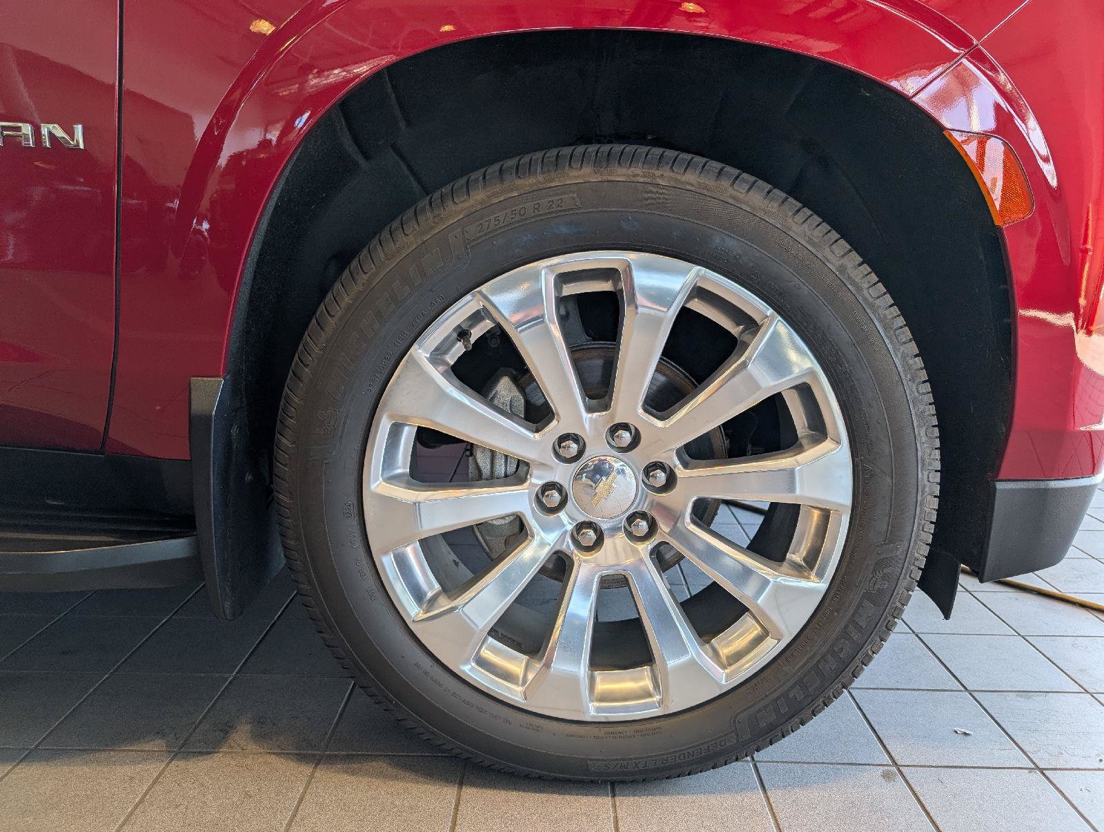 Used 2021 Chevrolet Suburban Premier AWD/4WD image 9