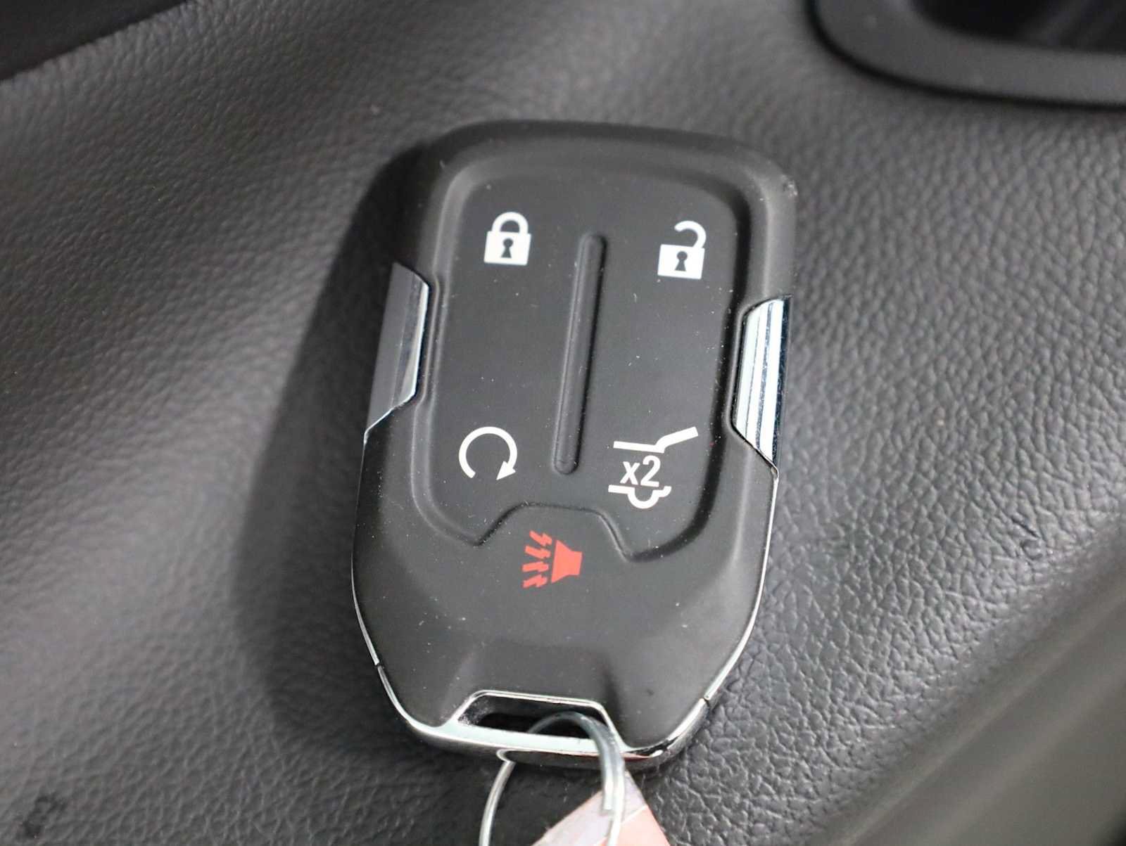 Used 2023 GMC Terrain AT4 w/ Tech Package AWD/4WD image 40