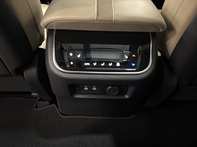 New 2026 Nissan Armada Platinum Reserve image 34