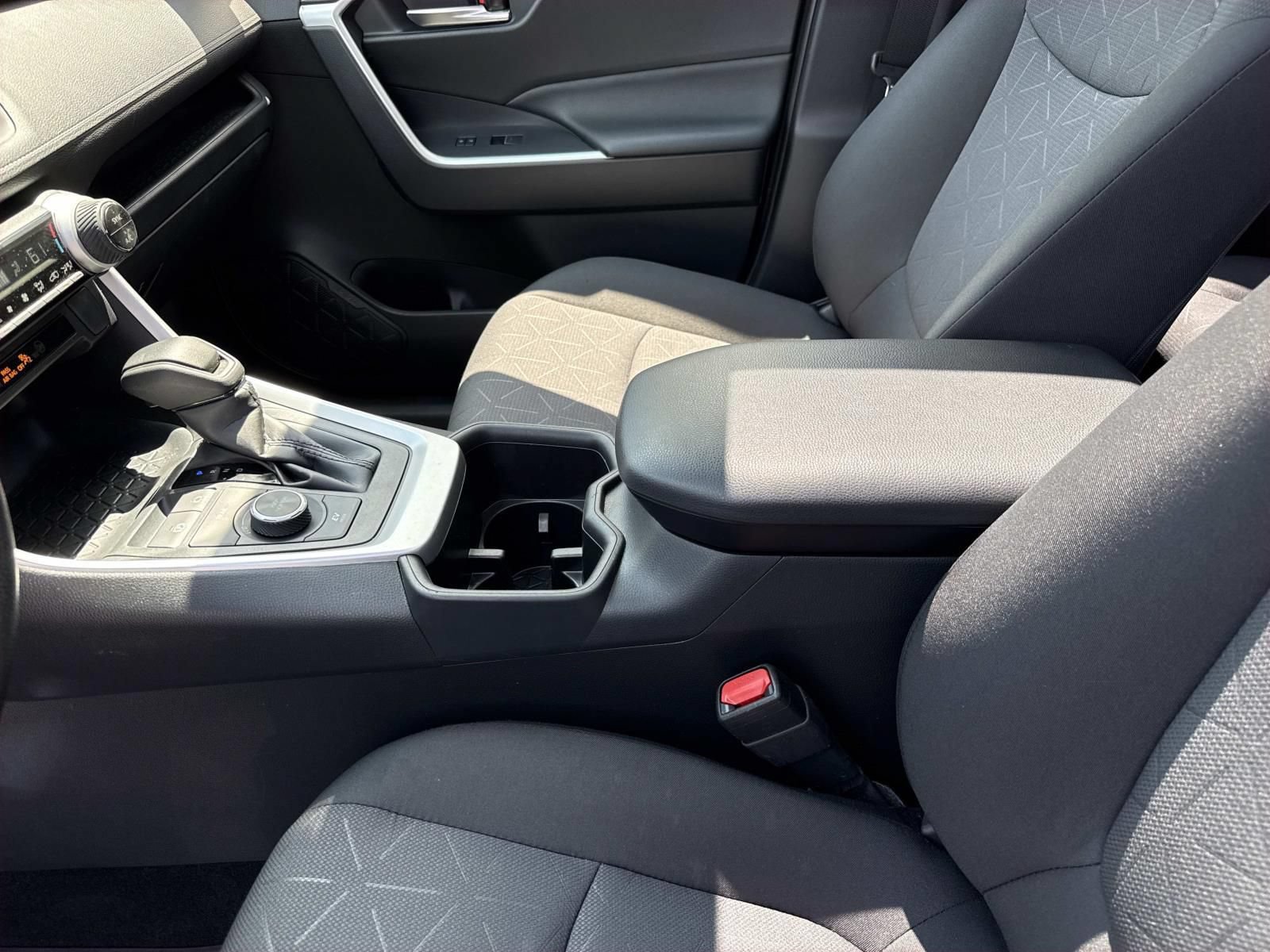 Used 2023 Toyota RAV4 XLE w/ Convenience Package AWD/4WD image 21