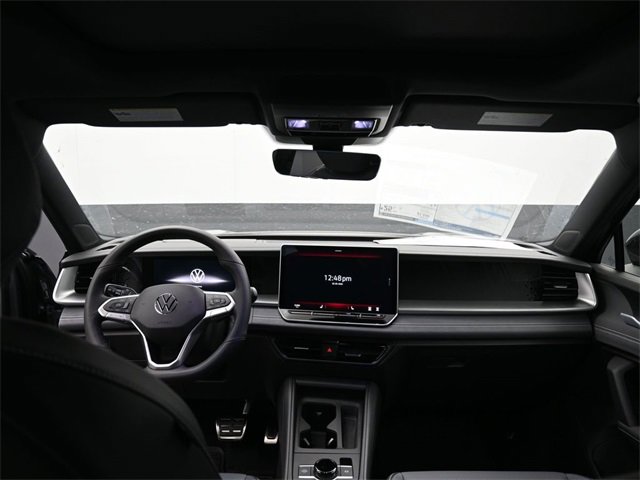 New 2026 Volkswagen Tiguan SE R-Line image 10