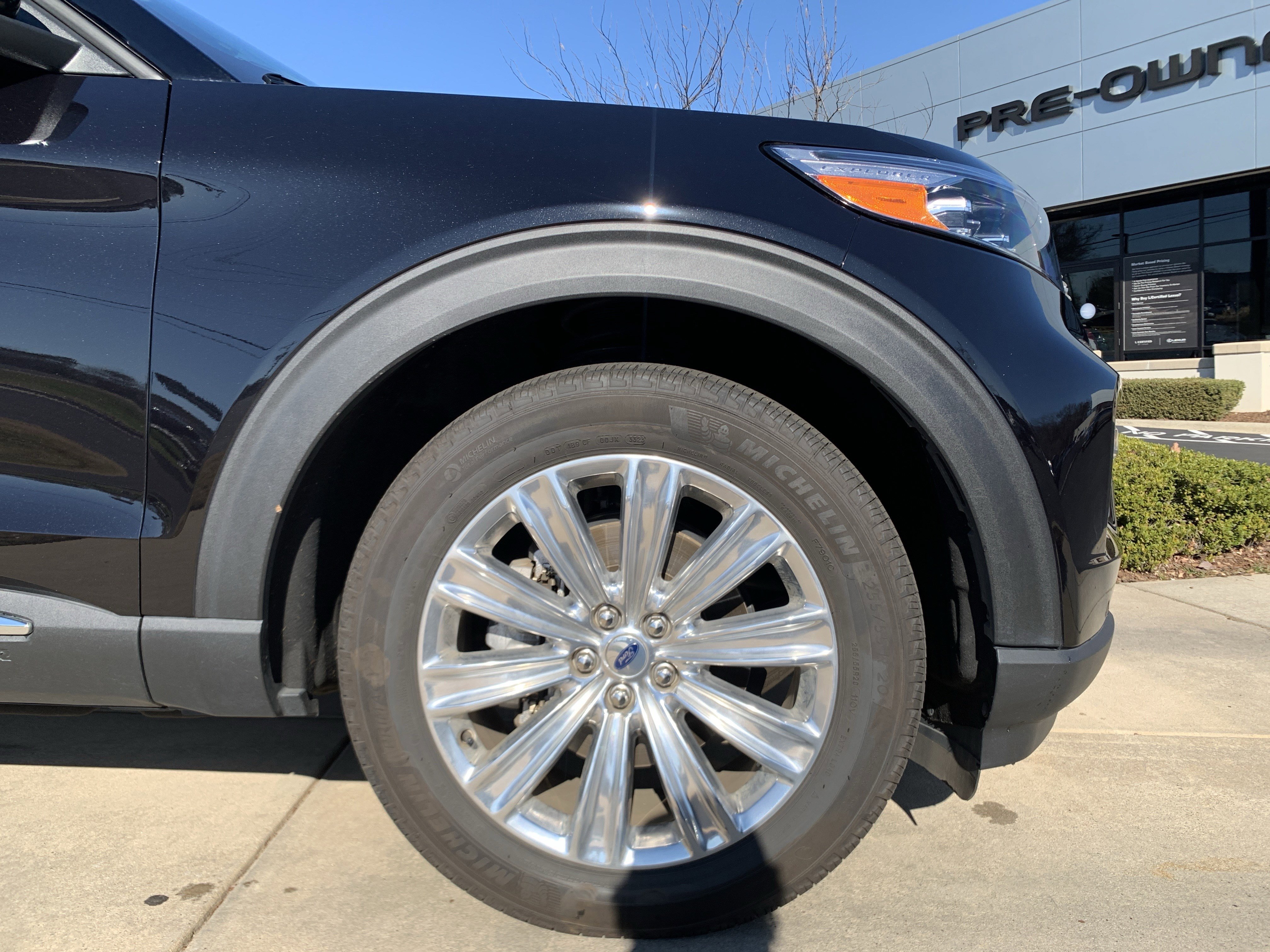 Used 2023 Ford Explorer Limited w/ Equipment Group 301A image 13