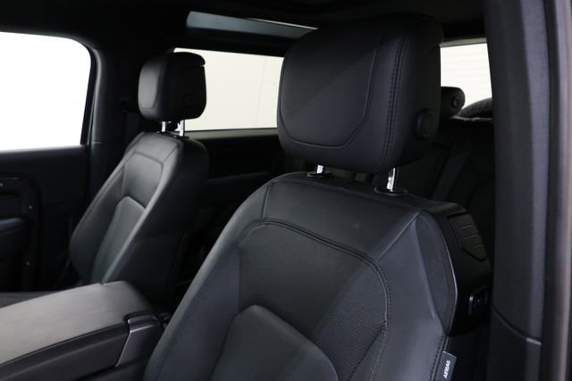 Used 2023 Land Rover Defender 90 V8 image 81