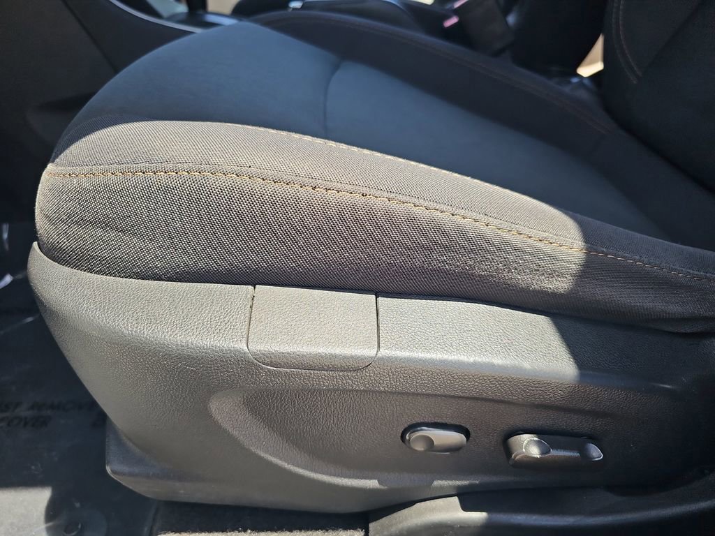 Used 2018 Chevrolet Trax LS w/ Fleet Convenience Package FWD image 28
