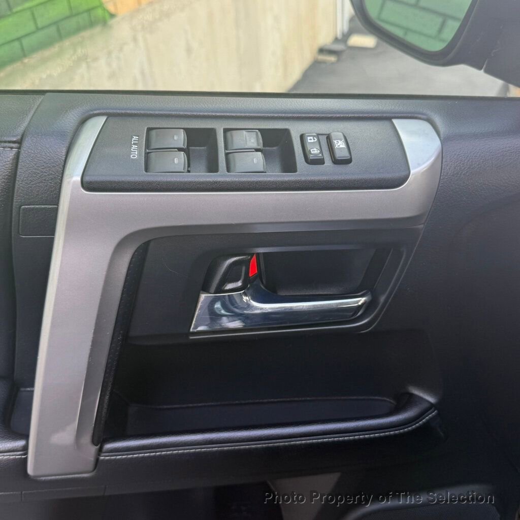 Used 2016 Toyota 4Runner SR5 image 20