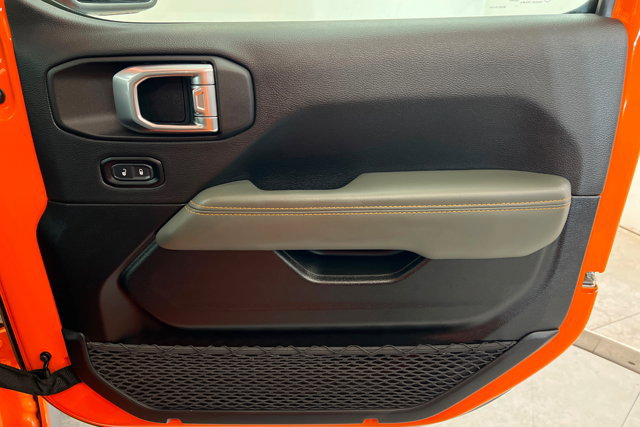Used 2025 Jeep Gladiator Mojave image 22