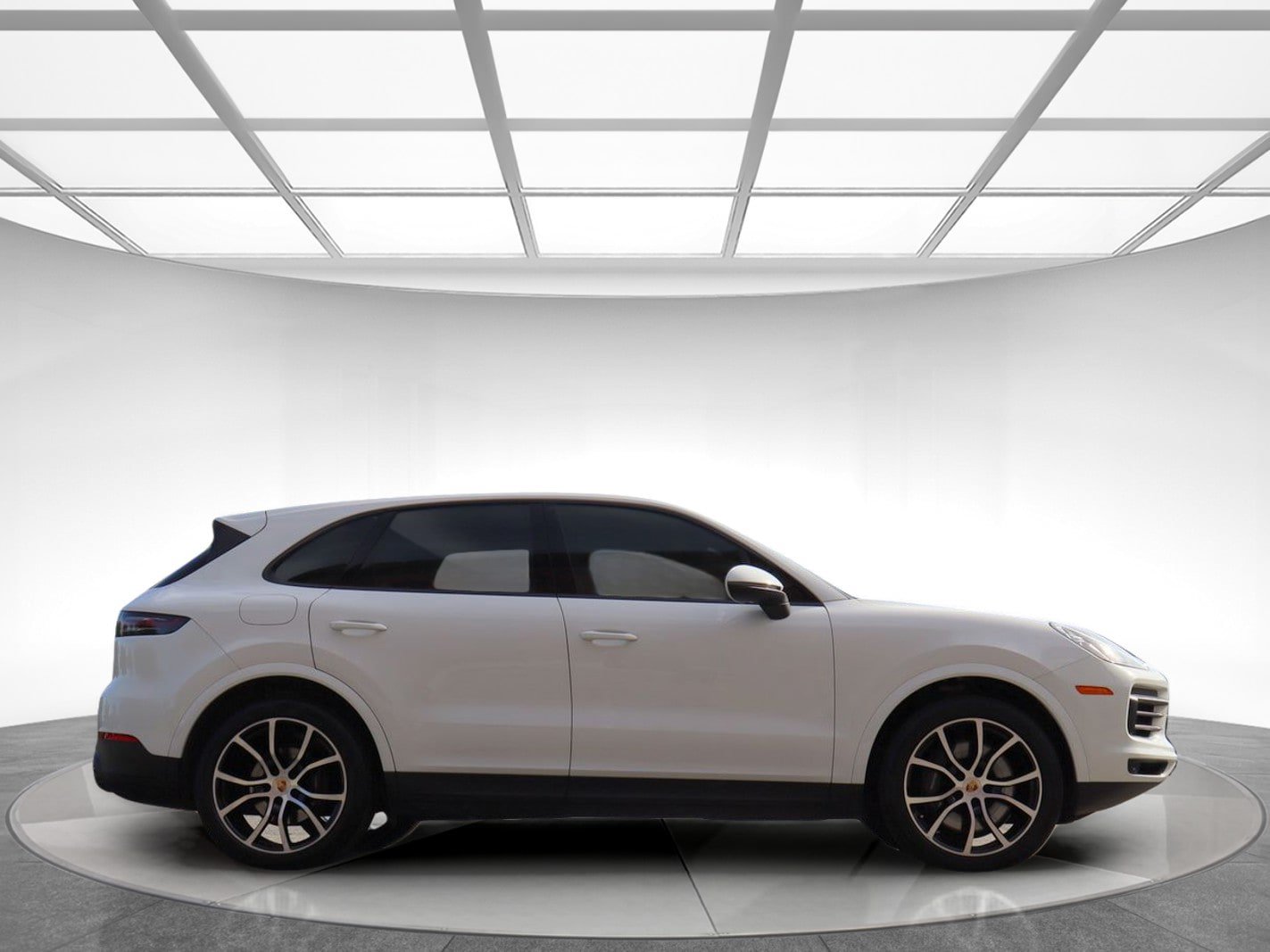Used 2023 Porsche Cayenne Platinum Edition AWD/4WD image 5