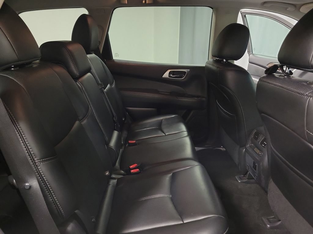 Used 2016 Nissan Pathfinder Platinum AWD/4WD image 35
