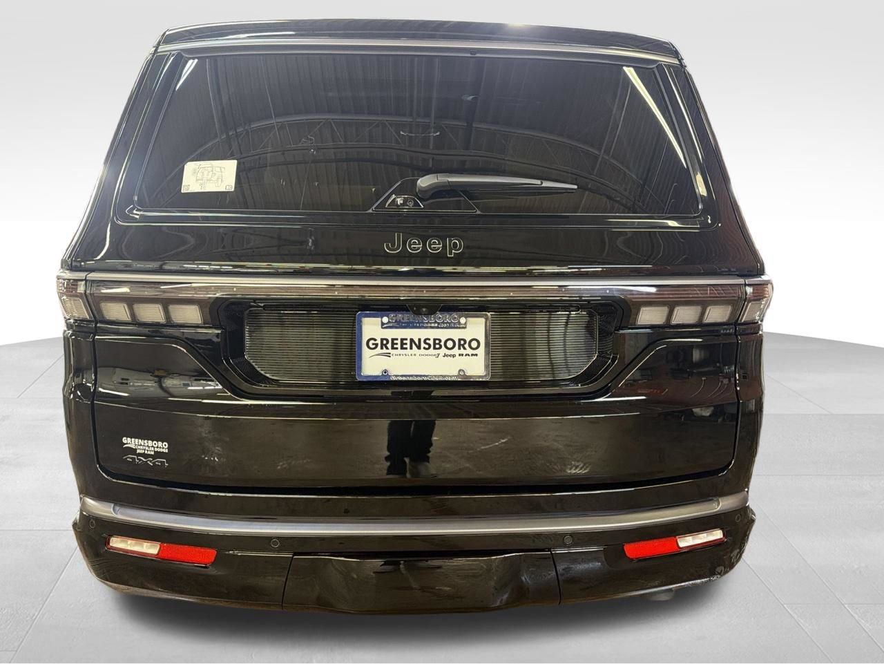 New 2026 Jeep Grand Wagoneer Summit AWD/4WD image 4