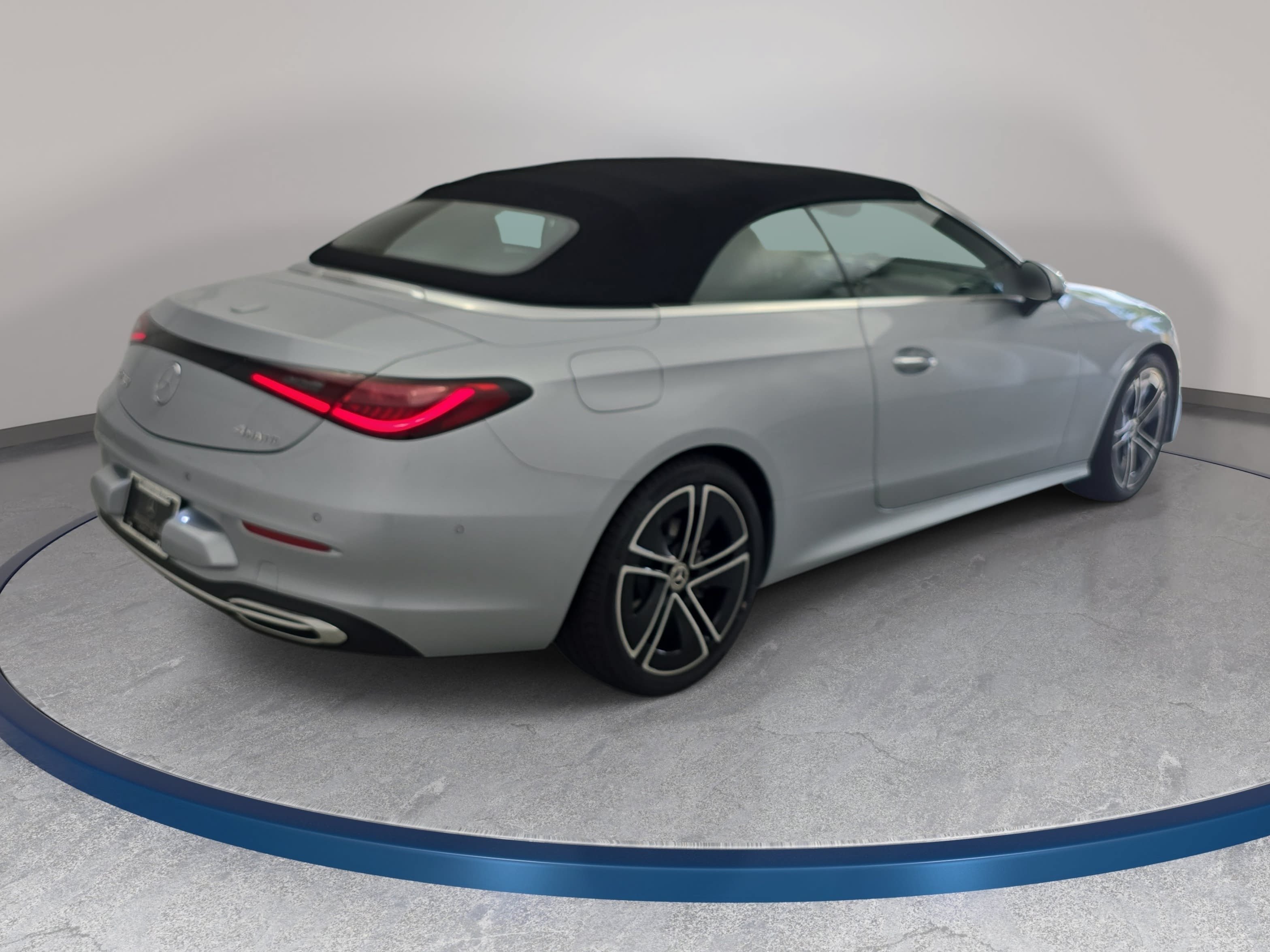 Certified 2026 Mercedes-Benz CLE 300 4MATIC Cabriolet image 5