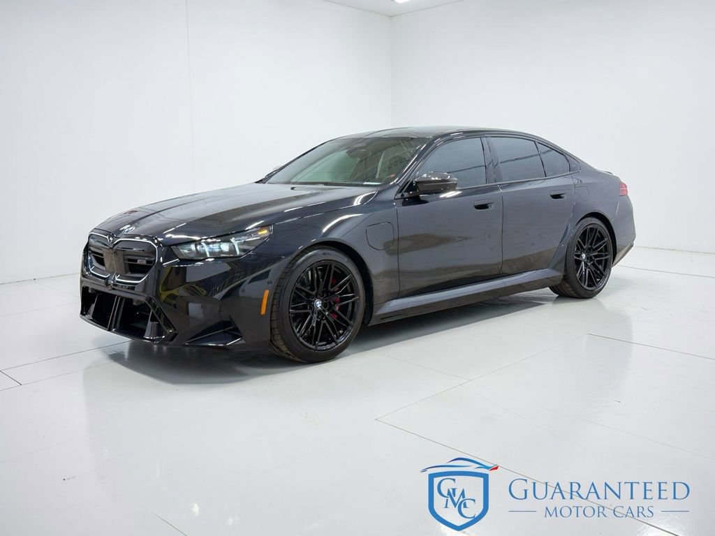 Used 2025 BMW M5 w/ Carbon Package image 11