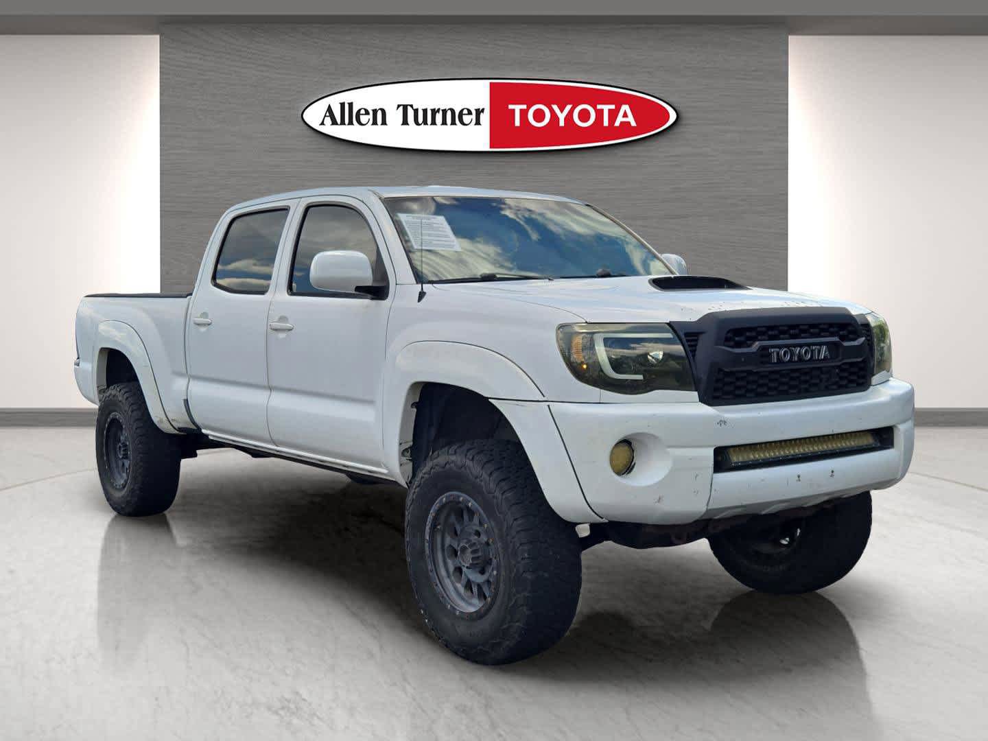 Used 2007 Toyota Tacoma PreRunner RWD image 1