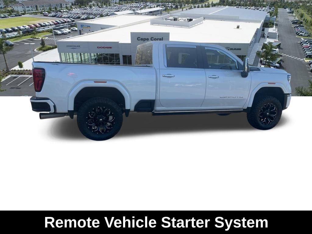 Used 2024 GMC Sierra 3500 Denali Ultimate AWD/4WD image 12
