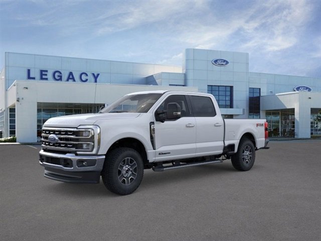 New 2025 Ford F250 Lariat w/ FX4 Off-Road Package