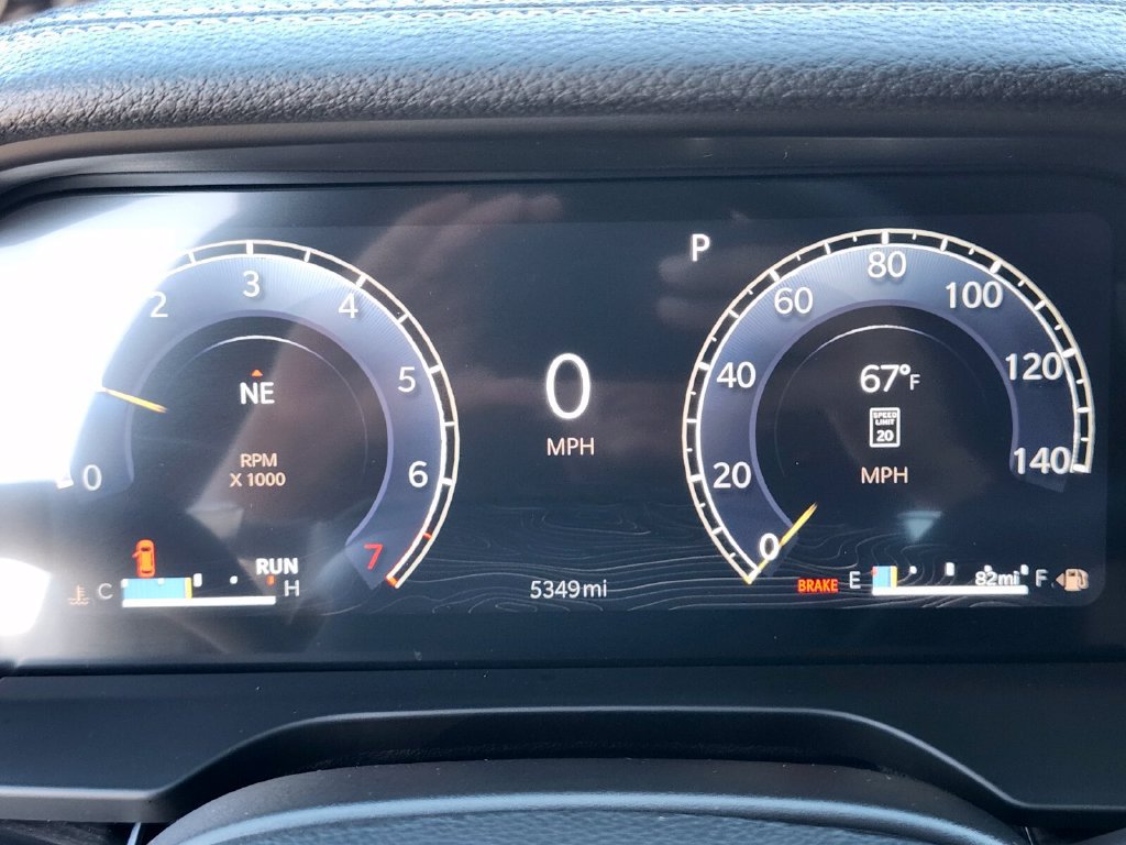 Used 2026 Jeep Grand Cherokee Altitude AWD/4WD image 32
