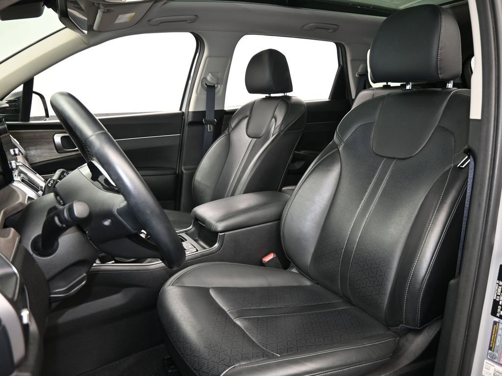 Used 2023 Kia Sorento X-Line EX image 10