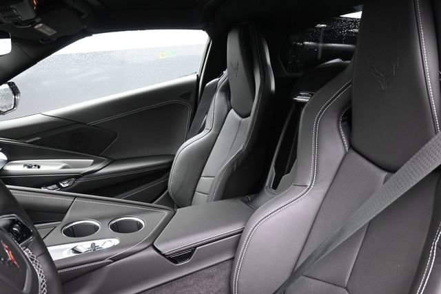 New 2027 Chevrolet Corvette Stingray Coupe w/ 1LT RWD image 10