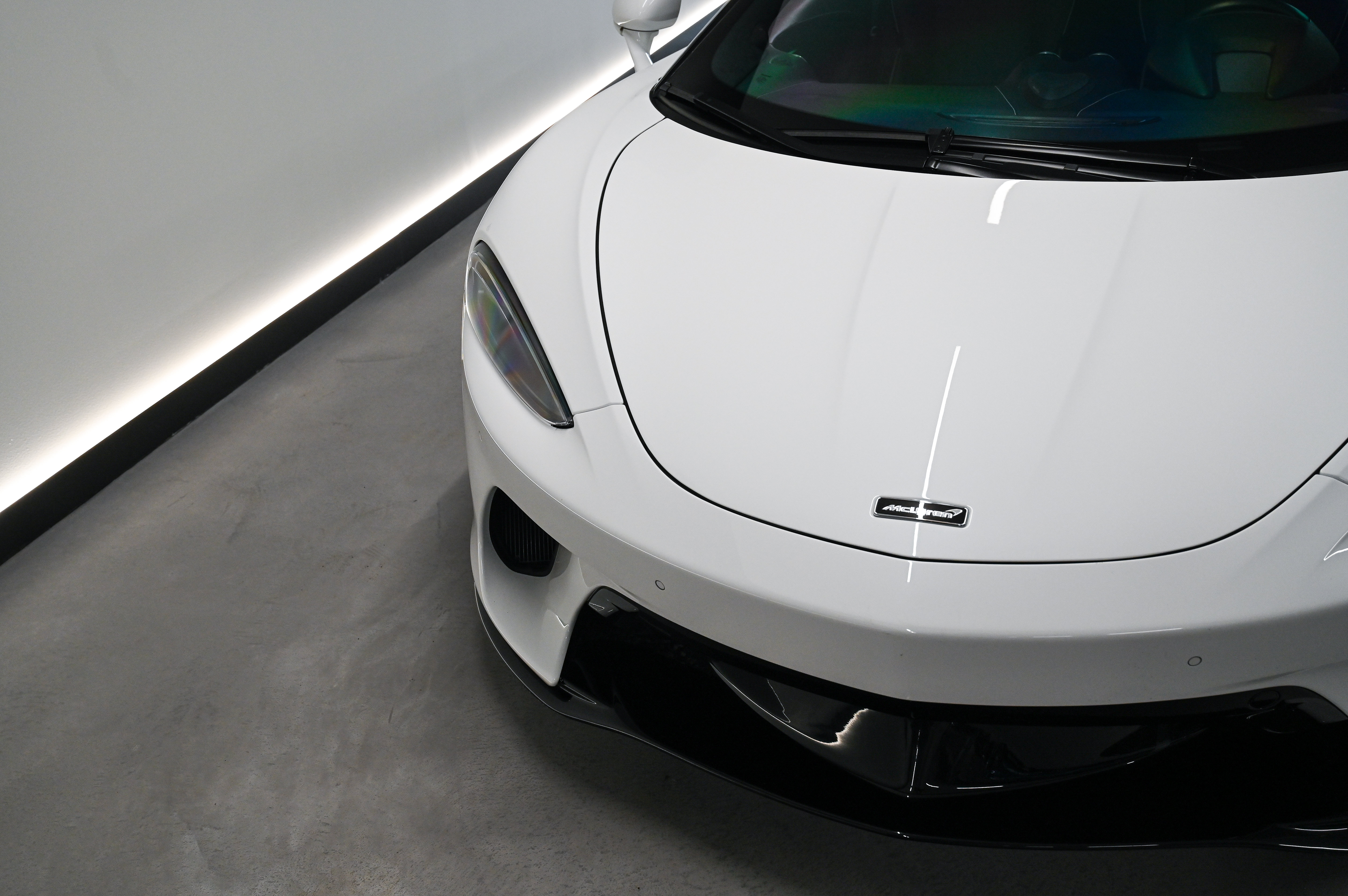Used 2023 McLaren GT RWD image 17
