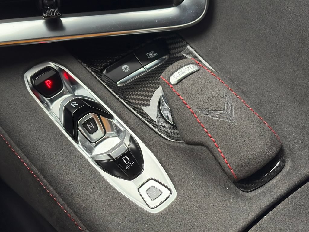 Used 2022 Chevrolet Corvette Stingray Premium Conv w/ Z51 Performance Package RWD image 23