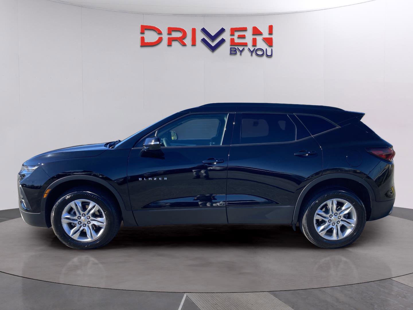 Used 2022 Chevrolet Blazer LT image 3