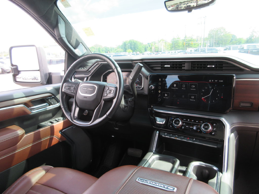 Certified 2024 GMC Sierra 3500 Denali Ultimate AWD/4WD image 31