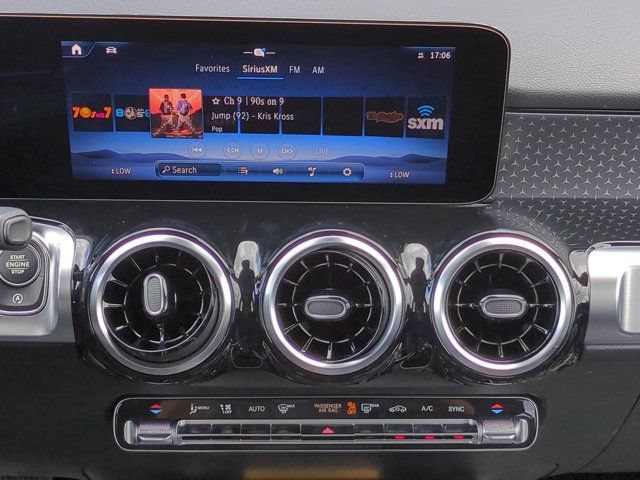 New 2026 Mercedes-Benz GLB 250 image 18