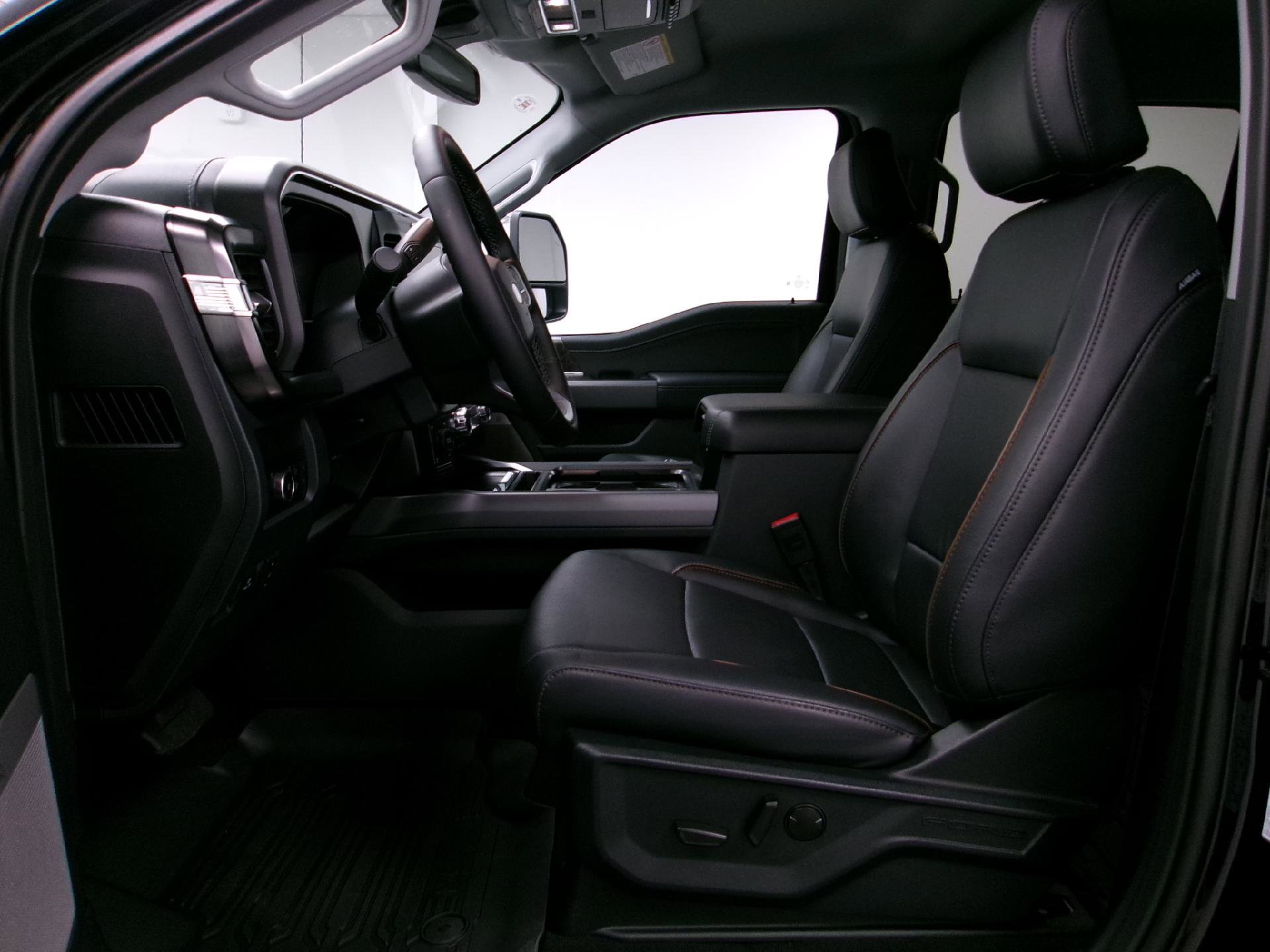 Used 2026 Ford F350 Lariat w/ Chrome Package image 9