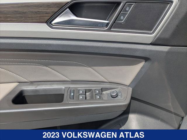 Certified 2023 Volkswagen Atlas SE w/ Panoramic Sunroof Package image 11