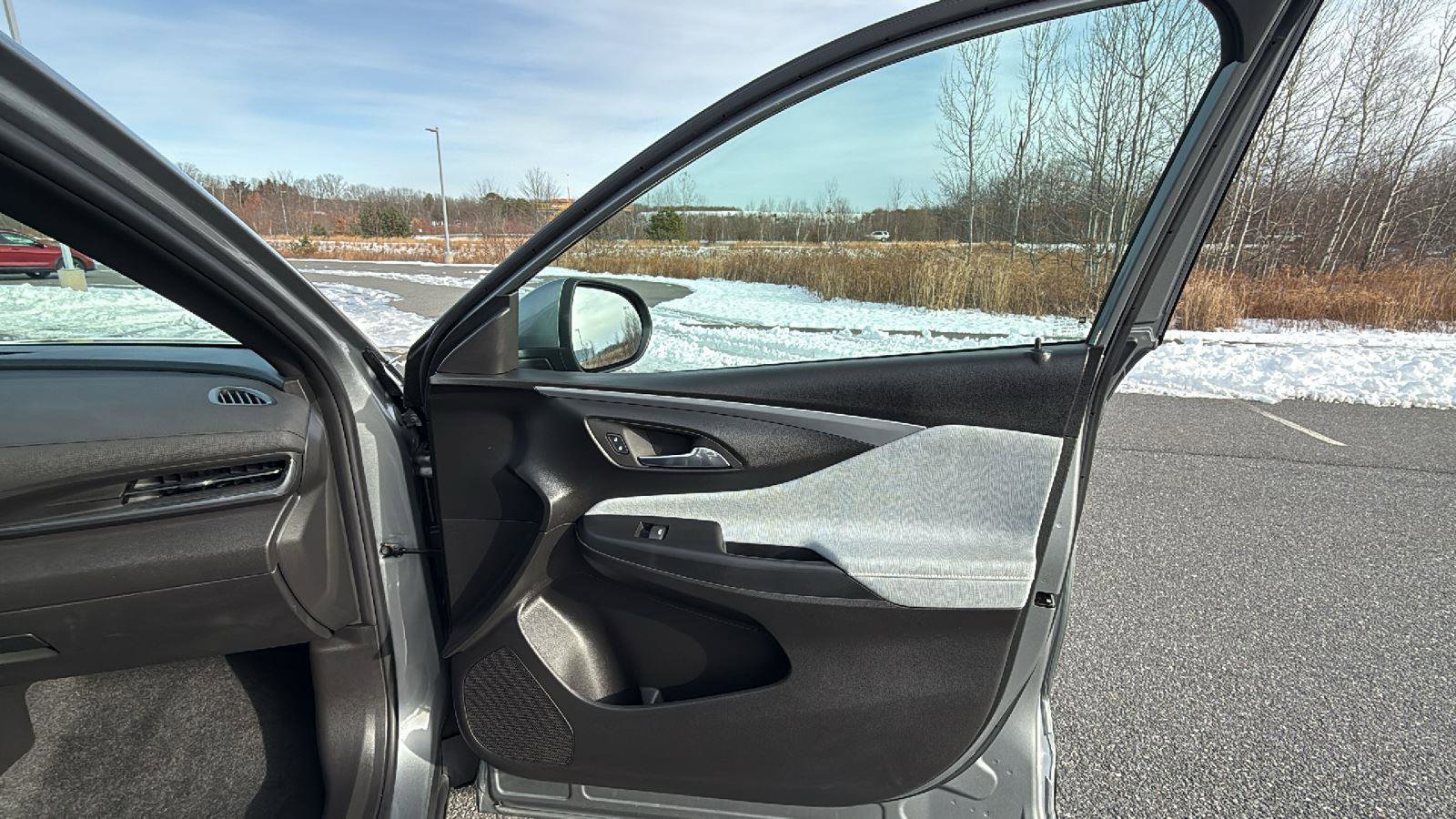 Used 2024 Buick Envista Preferred w/ Convenience I Package image 16