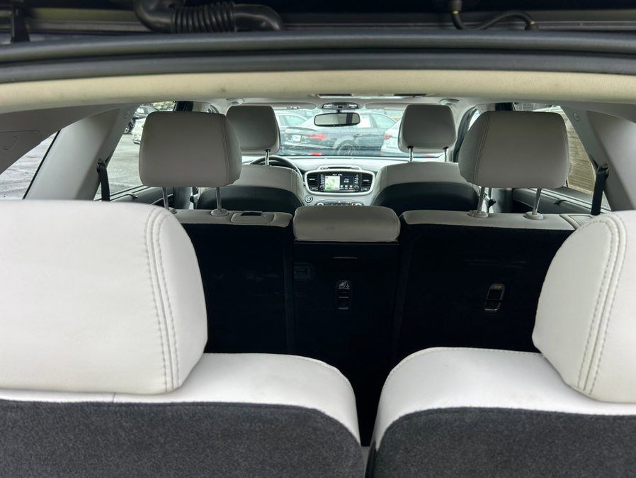 Used 2016 Kia Sorento SX AWD/4WD image 21