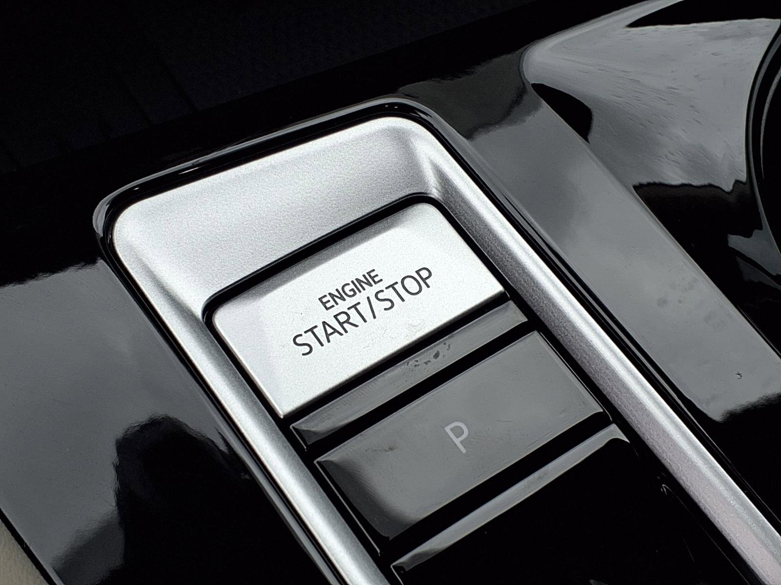 New 2026 Volkswagen Atlas SE image 18