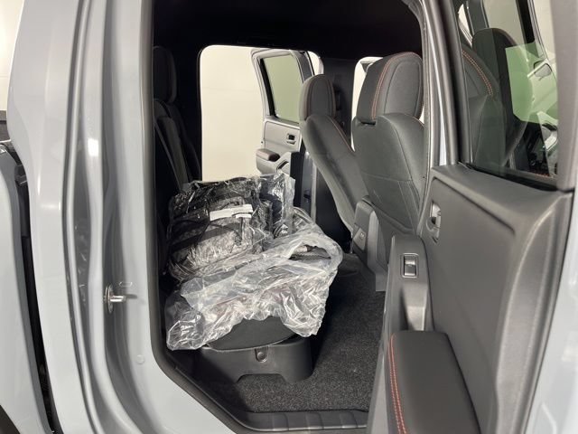 New 2026 Nissan Frontier 4x4 Crew Cab image 46