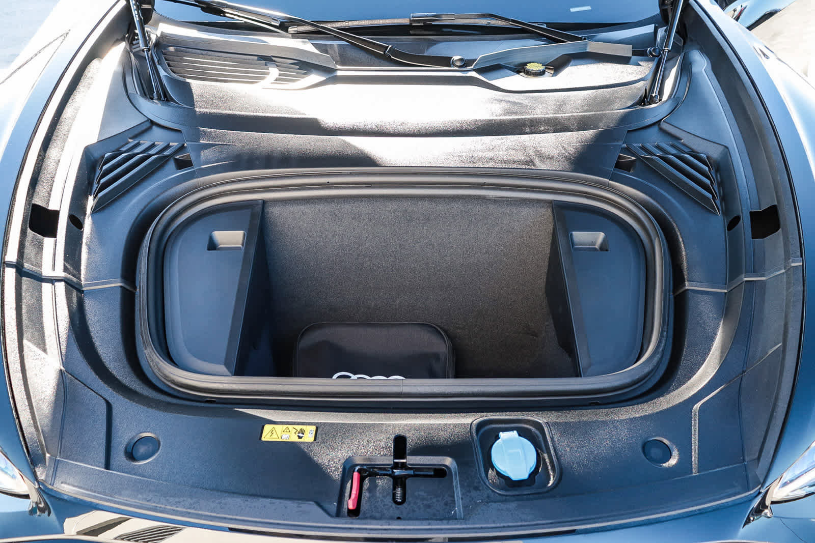 Used 2025 Audi RS e-tron GT performance w/ 21" Wheel Package image 42