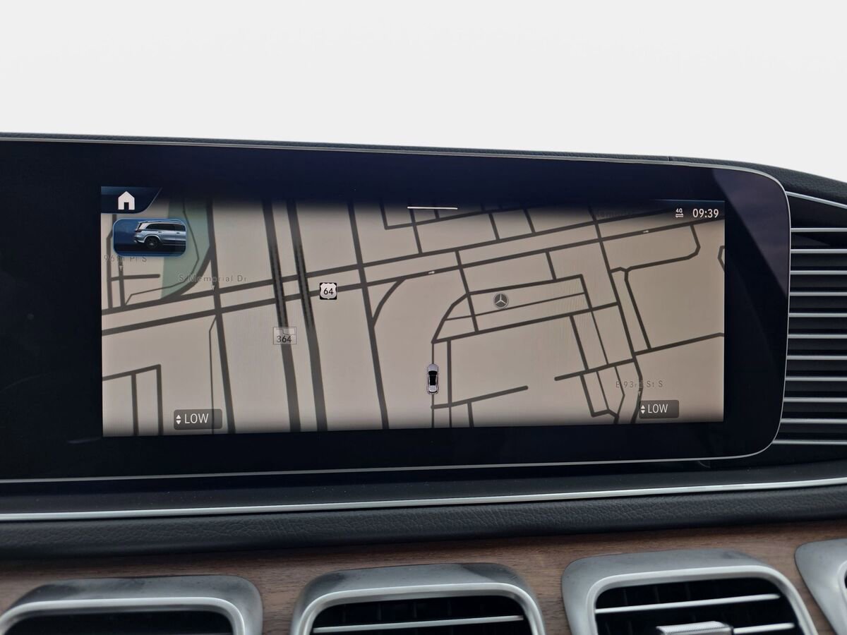 New 2026 Mercedes-Benz GLS 450 4MATIC image 22