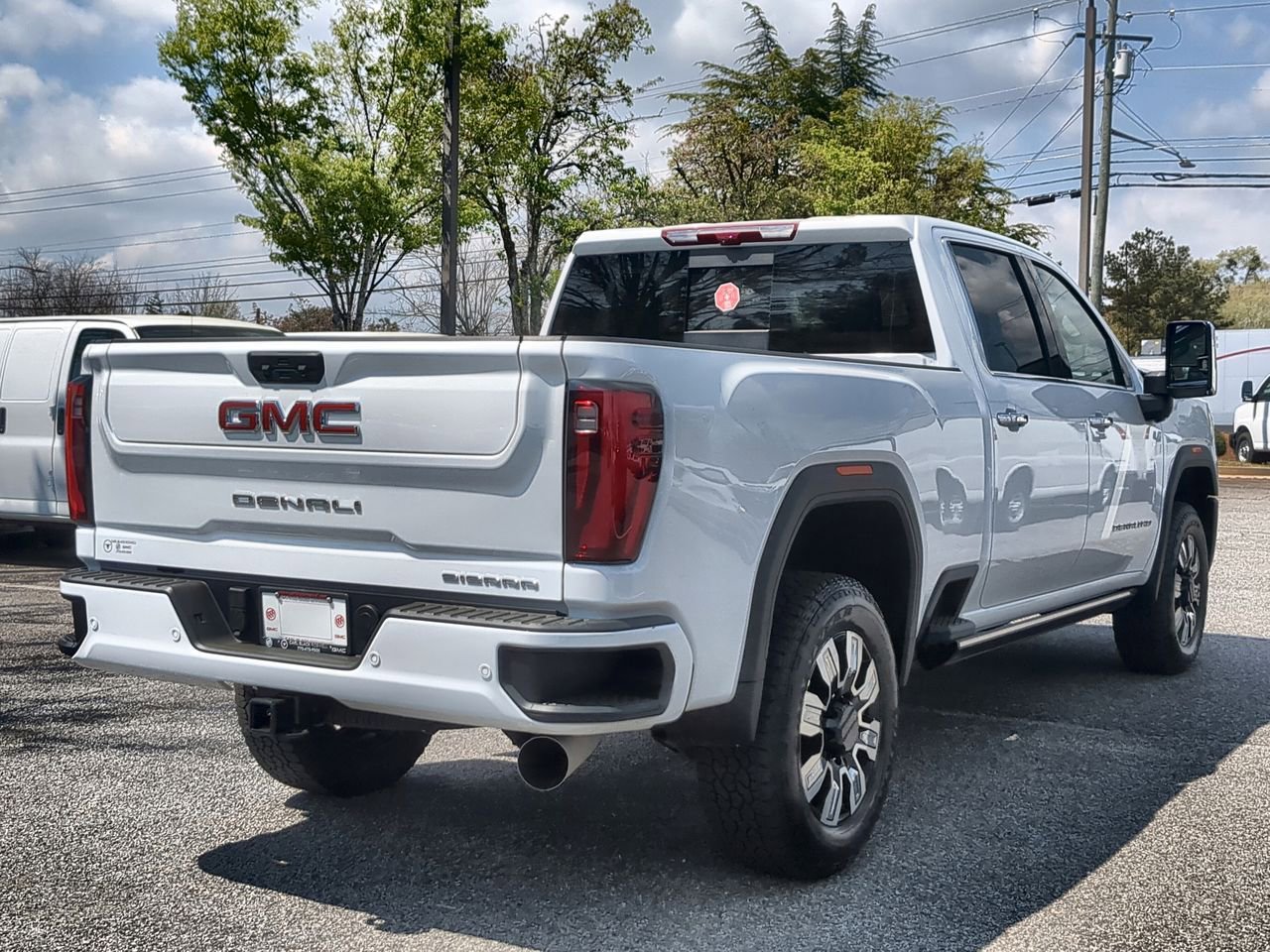 New 2026 GMC Sierra 2500 Denali w/ Denali Reserve Package AWD/4WD image 8