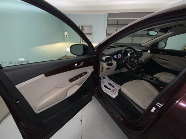 Used 2016 Kia Sorento AWD w/ LX Convenience Package image 11