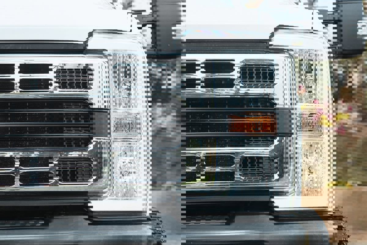Used 2024 Ford F250 XL image 7