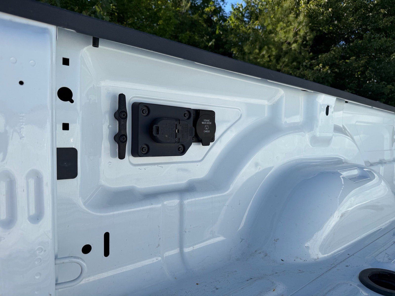 Used 2024 RAM 3500 Laramie AWD/4WD image 17