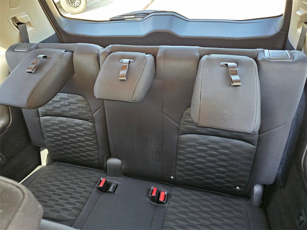 Certified 2024 Nissan Pathfinder SV image 12