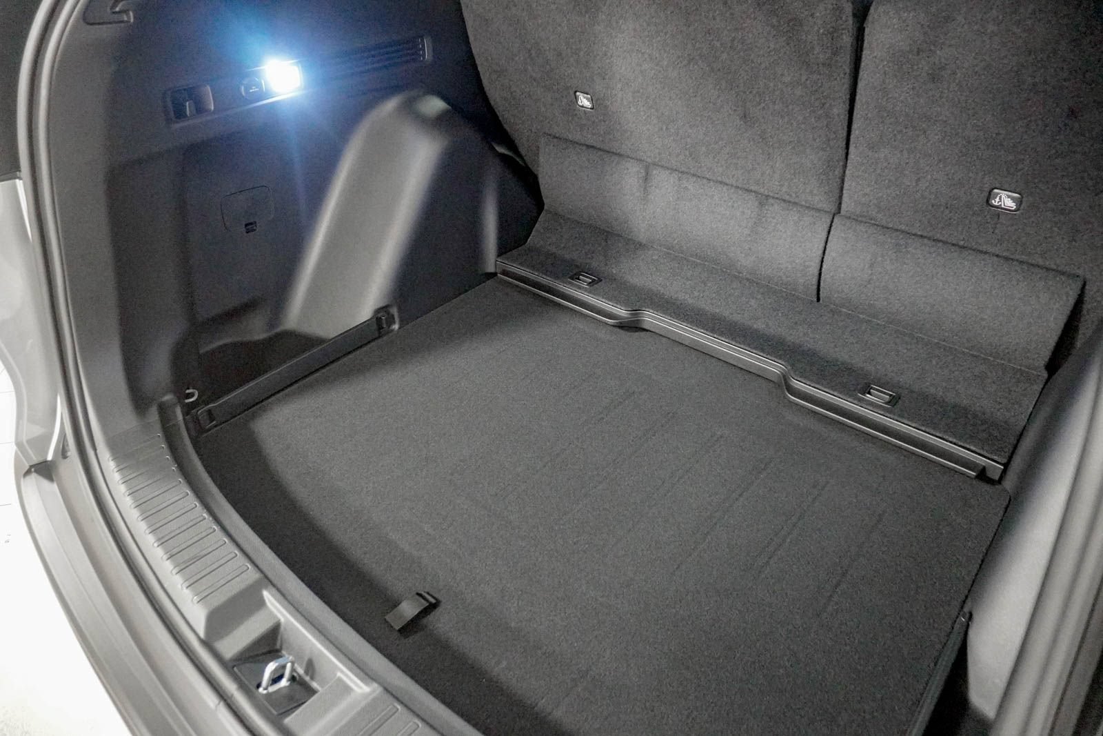Used 2025 Honda CR-V LX image 9