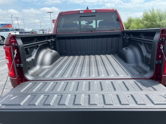 New 2026 RAM 1500 4x4 Crew Cab image 5