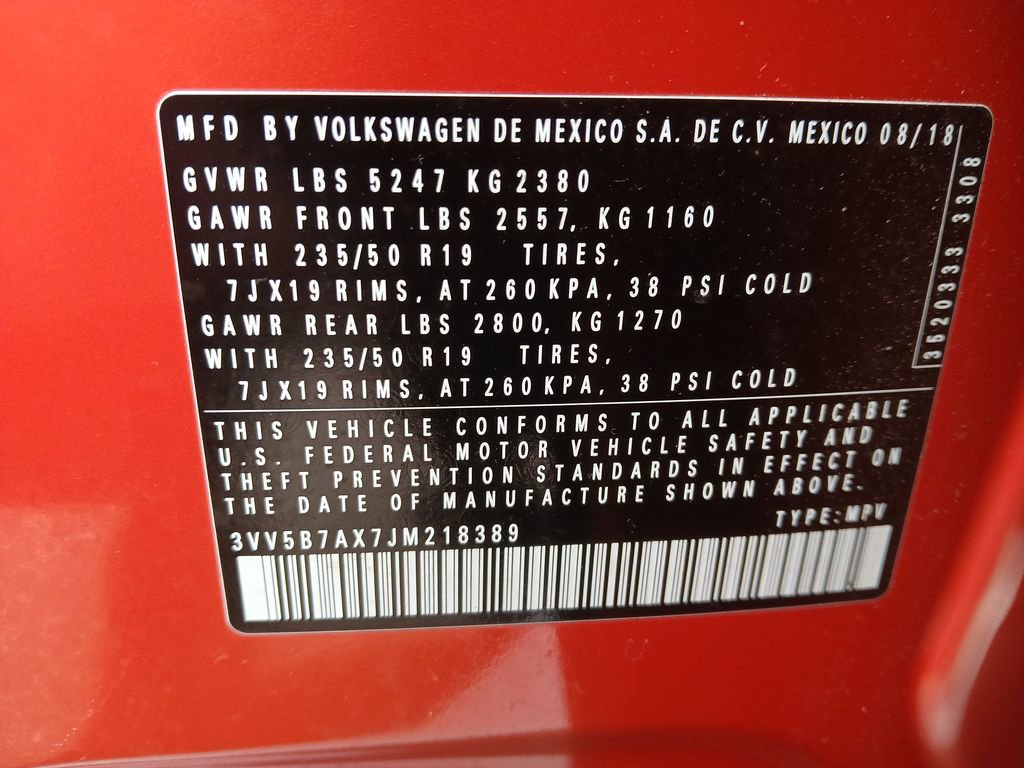 Used 2018 Volkswagen Tiguan SEL Premium image 30