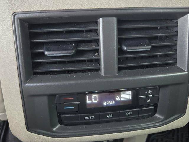 Used 2021 Volkswagen Atlas SE FWD image 14