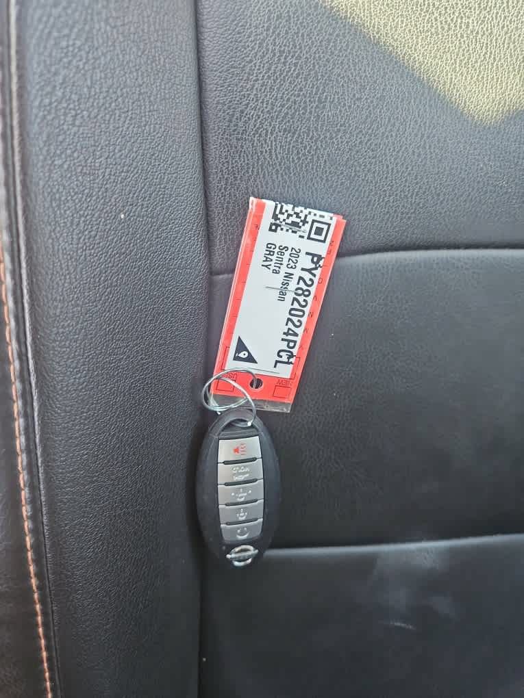 Used 2023 Nissan Sentra SR w/ SR Premium Package FWD image 20
