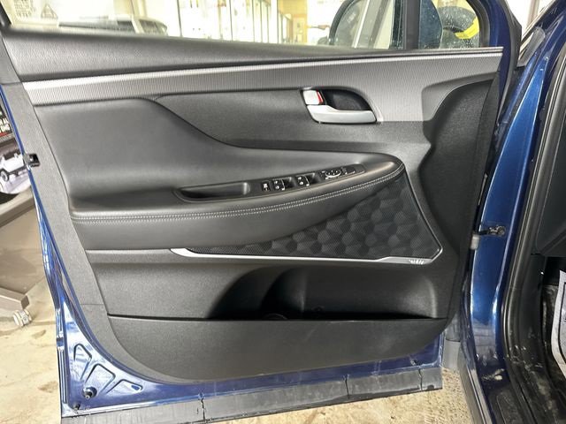 Used 2019 Hyundai Santa Fe Limited w/ Cargo Package image 22