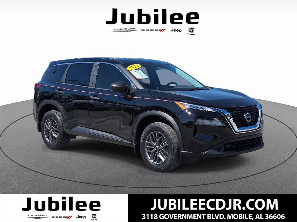 Used 2023 Nissan Rogue S FWD image 1