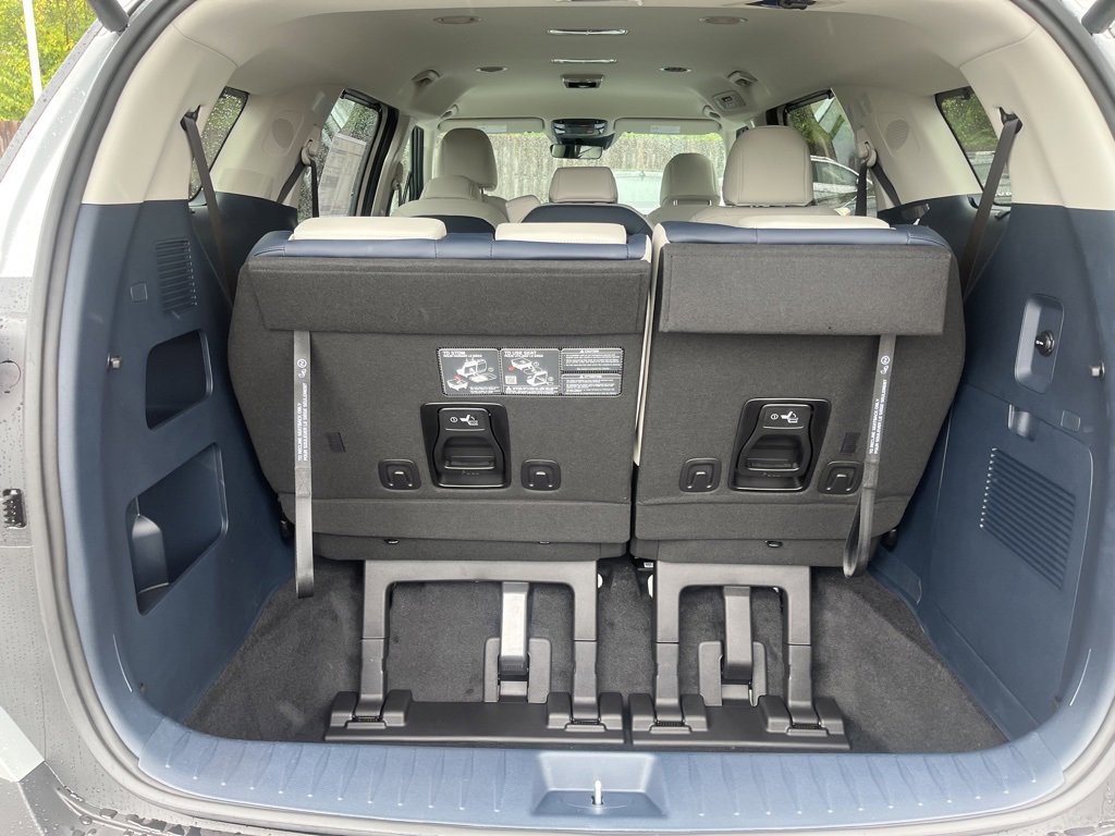 New 2026 Kia Carnival EX image 29