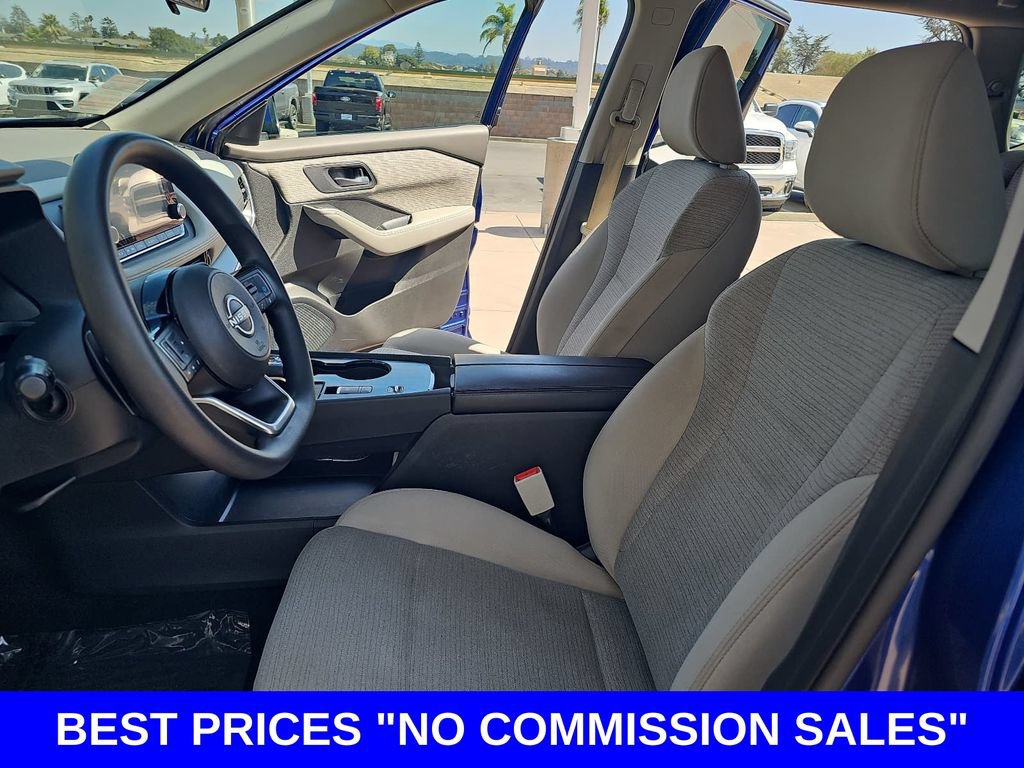Used 2023 Nissan Rogue SV FWD image 14