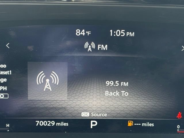 Certified 2022 Nissan Pathfinder Platinum w/ Cargo Package AWD/4WD image 22