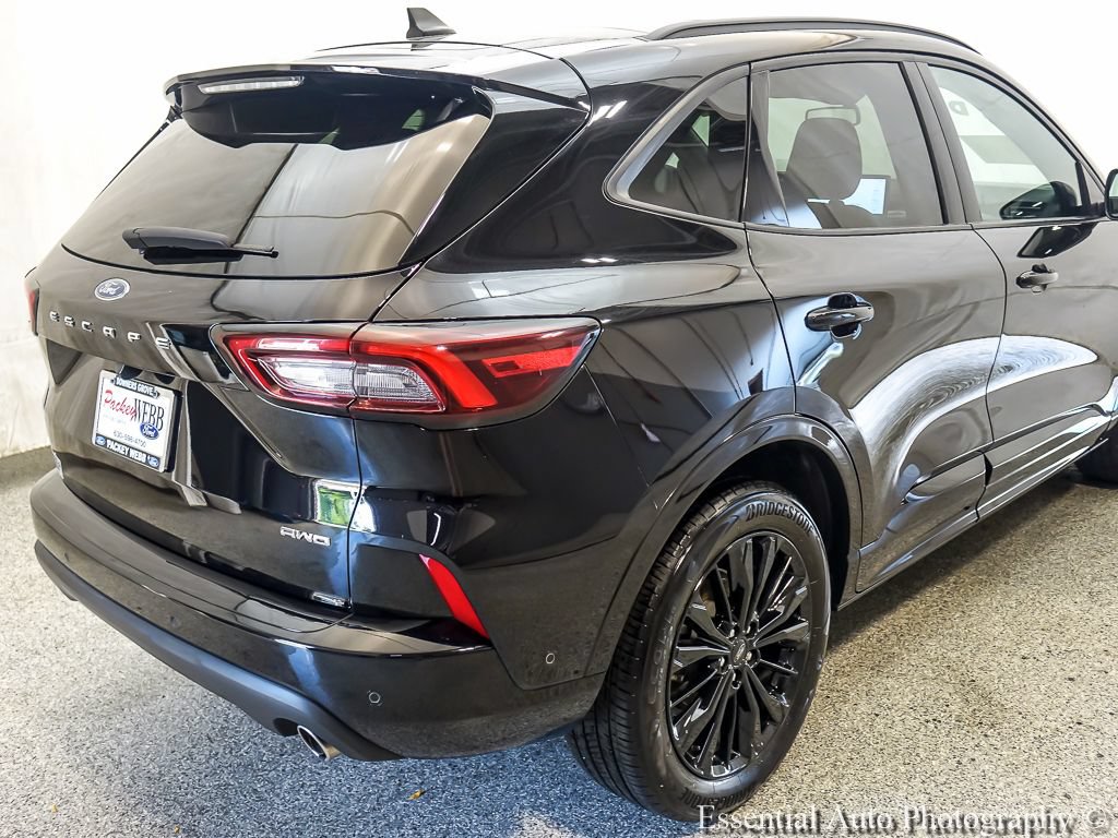 Certified 2024 Ford Escape ST-Line Elite w/ Premium Technology Package AWD/4WD image 7